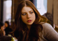 为了纪念Michelle Trachtenberg，重温她在《绯闻女孩》中扮演geina Sparks的一些精彩时刻